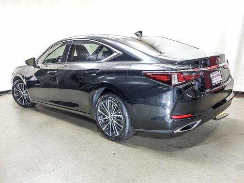 2022 Lexus ES 350 Base