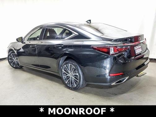 2022 Lexus ES 350 Base