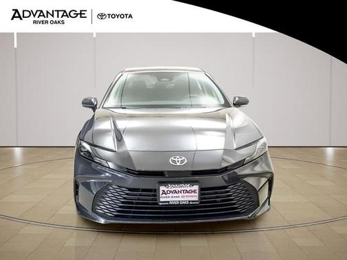 Underground 2025 Toyota Camry LE