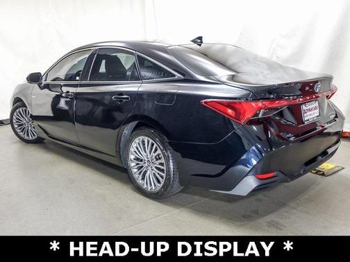 2019 Toyota Avalon Hybrid Limited