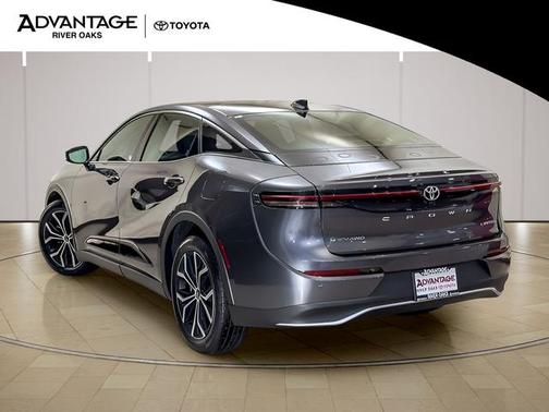 Magnetic Gray Metallic 2024 Toyota Crown Limited