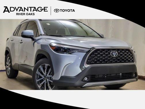 2024 Toyota Corolla Cross XLE