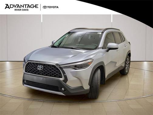 2024 Toyota Corolla Cross XLE