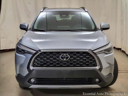 2024 Toyota Corolla Cross XLE