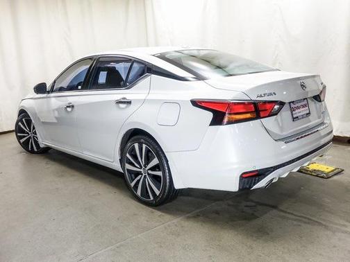 2021 Nissan Altima 2.5 Platinum