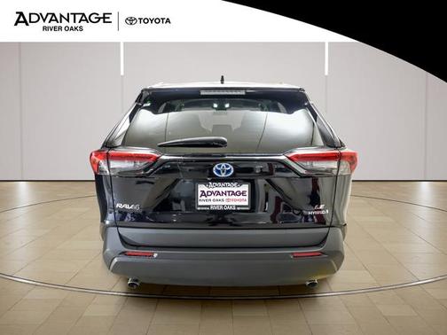 Midnight Black Metallic 2022 Toyota RAV4 Hybrid LE