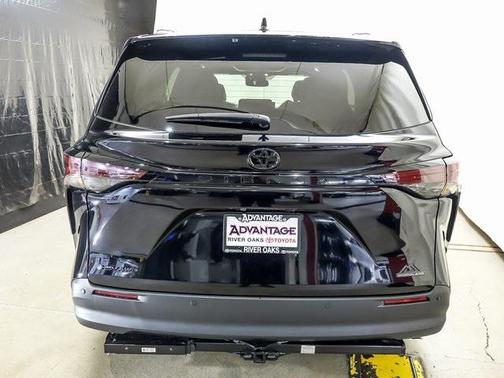 2026 Toyota Sienna Woodland Edition