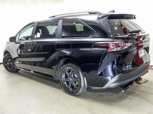 2026 Toyota Sienna Woodland Edition