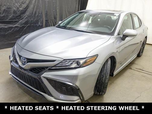 2023 Toyota Camry Hybrid SE