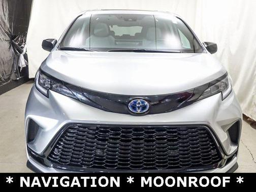 2025 Toyota Sienna XSE 7 Passenger