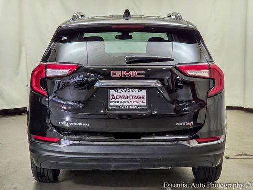 2023 GMC Terrain AT4