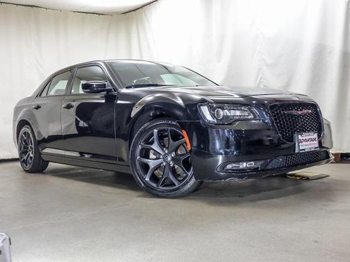 2023 Chrysler 300 S