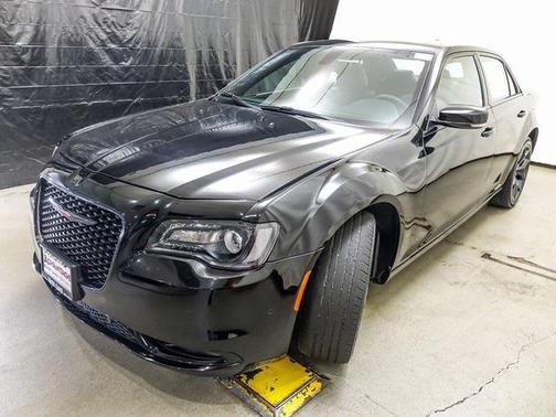 2023 Chrysler 300 S