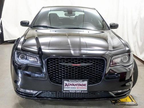 2023 Chrysler 300 S