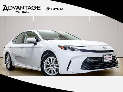 Ice Cap 2025 Toyota Camry LE