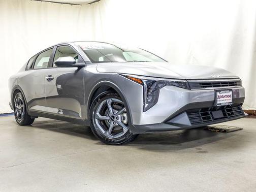 Steel Gray 2025 Kia K4 LXS