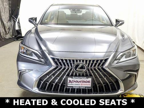 2022 Lexus ES 350 Base