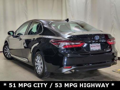 2024 Toyota Camry Hybrid LE