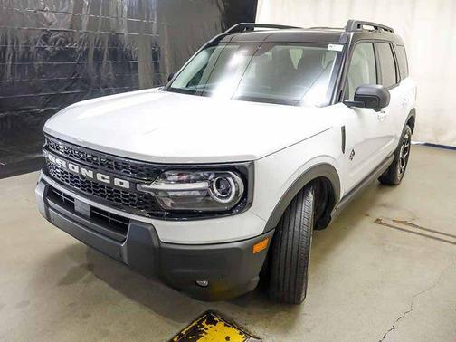 Oxford White 2025 Ford Bronco Sport Outer Banks
