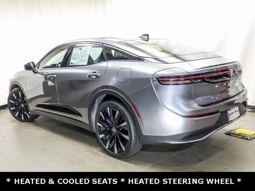 2023 Toyota Crown Platinum