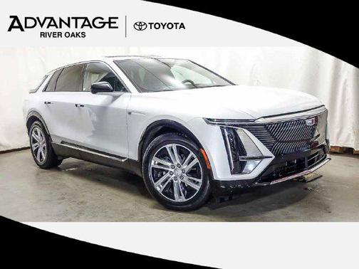 Crystal White Tricoat 2024 Cadillac LYRIQ Tech