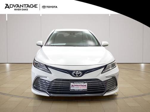 Ice Cap 2024 Toyota Camry LE