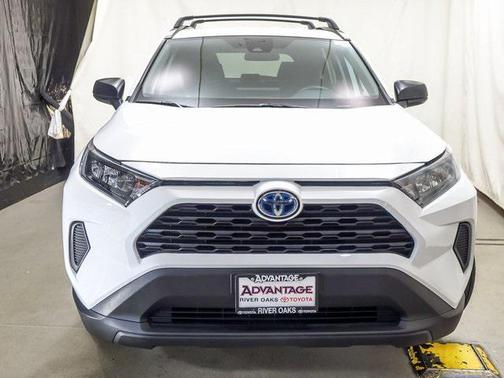 2022 Toyota RAV4 Hybrid LE