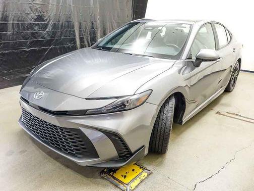 Heavy Metal 2025 Toyota Camry SE