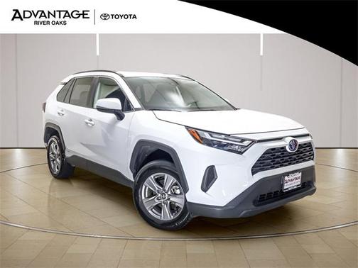 2024 Toyota RAV4 Hybrid XLE