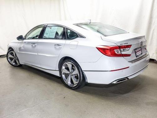 2020 Honda Accord Touring 2.0T