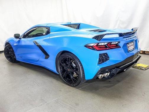 2022 Chevrolet Corvette Stingray w/2LT