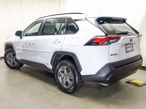 2024 Toyota RAV4 Hybrid LE