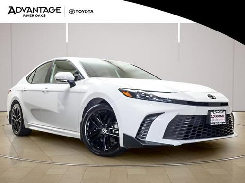 Ice Cap 2025 Toyota Camry SE