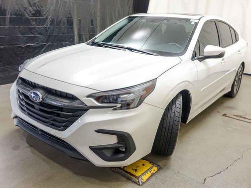 Crystal White Pearl 2024 Subaru Legacy Limited
