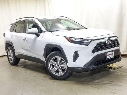 Ice Cap 2023 Toyota RAV4 XLE