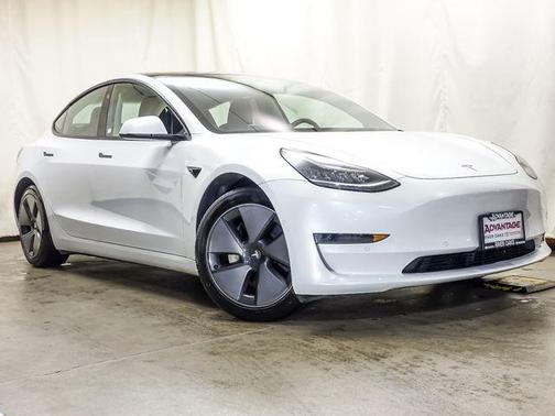 Pearl White Multi-Coat 2021 Tesla Model 3 Standard Range Plus