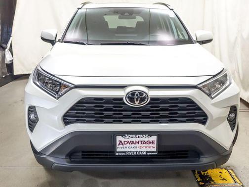 Blizzard Pearl 2021 Toyota RAV4 XLE Premium