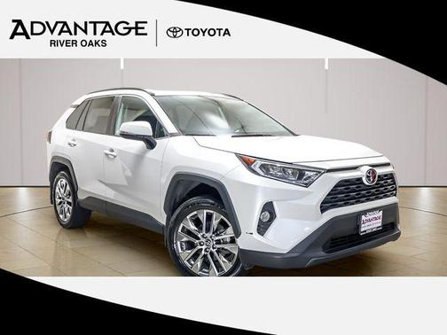 Blizzard Pearl 2021 Toyota RAV4 XLE Premium