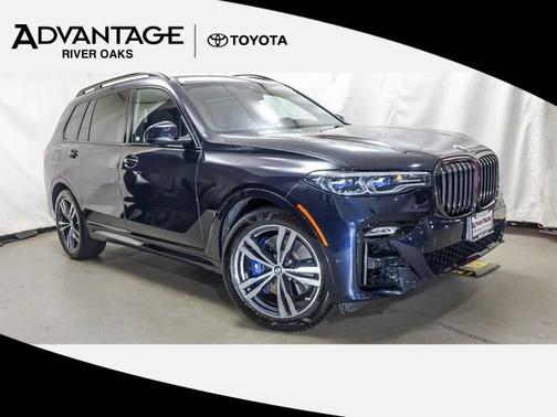 2022 BMW X7 M50i