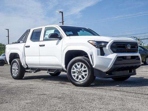 2025 Toyota Tacoma SR