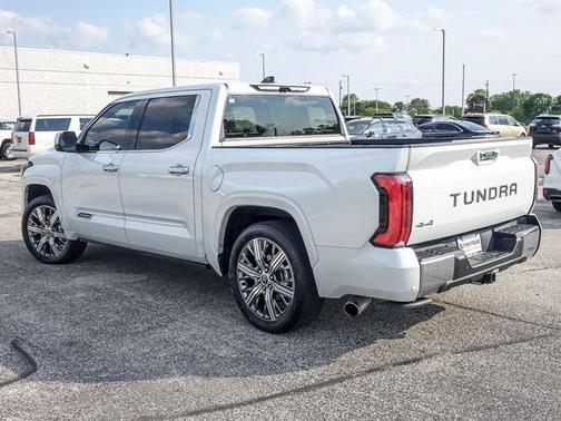 2023 Toyota Tundra Hybrid Capstone