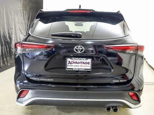 2025 Toyota Highlander XSE