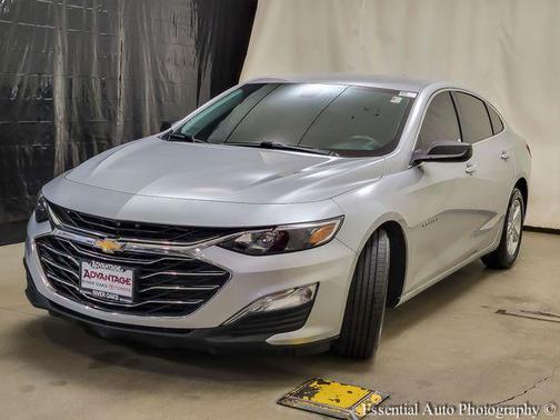 Silver Ice Metallic 2020 Chevrolet Malibu 1LS