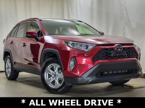 2020 Toyota RAV4 XLE