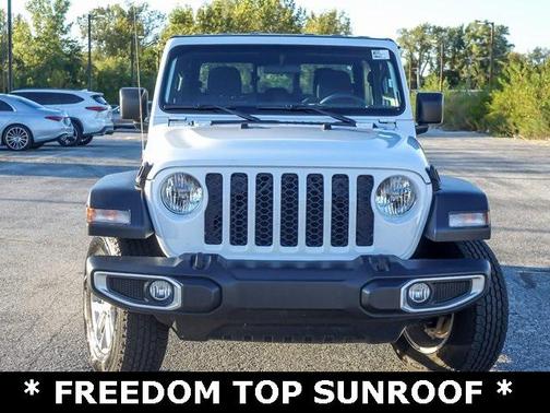 2023 Jeep Gladiator Sport S