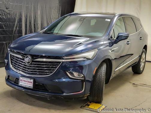2022 Buick Enclave Essence