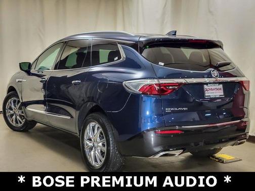 2022 Buick Enclave Essence