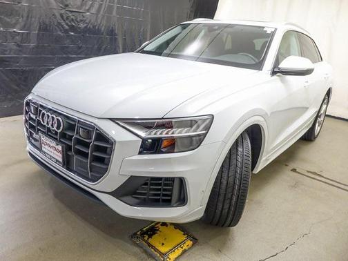 2023 Audi Q8 55 Premium