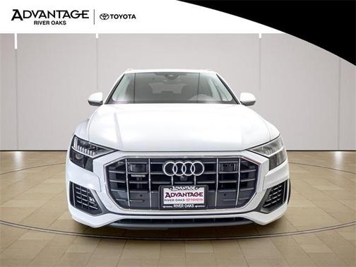 2023 Audi Q8 55 Premium