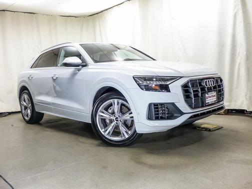 2023 Audi Q8 55 Premium